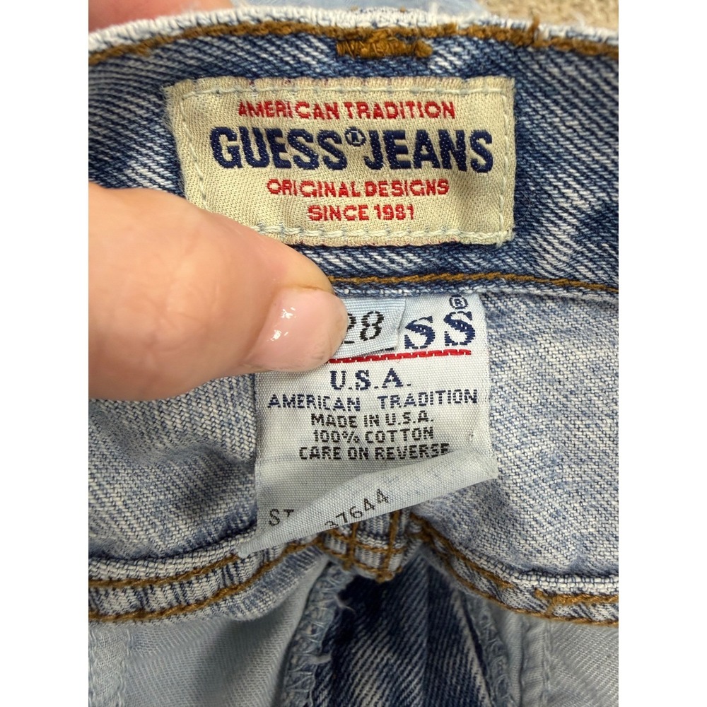 Vintage Guess Jeans High Waisted Denim Shorts Light Wash Cut Off Size 28 USA Z4 - Picture 6 of 10